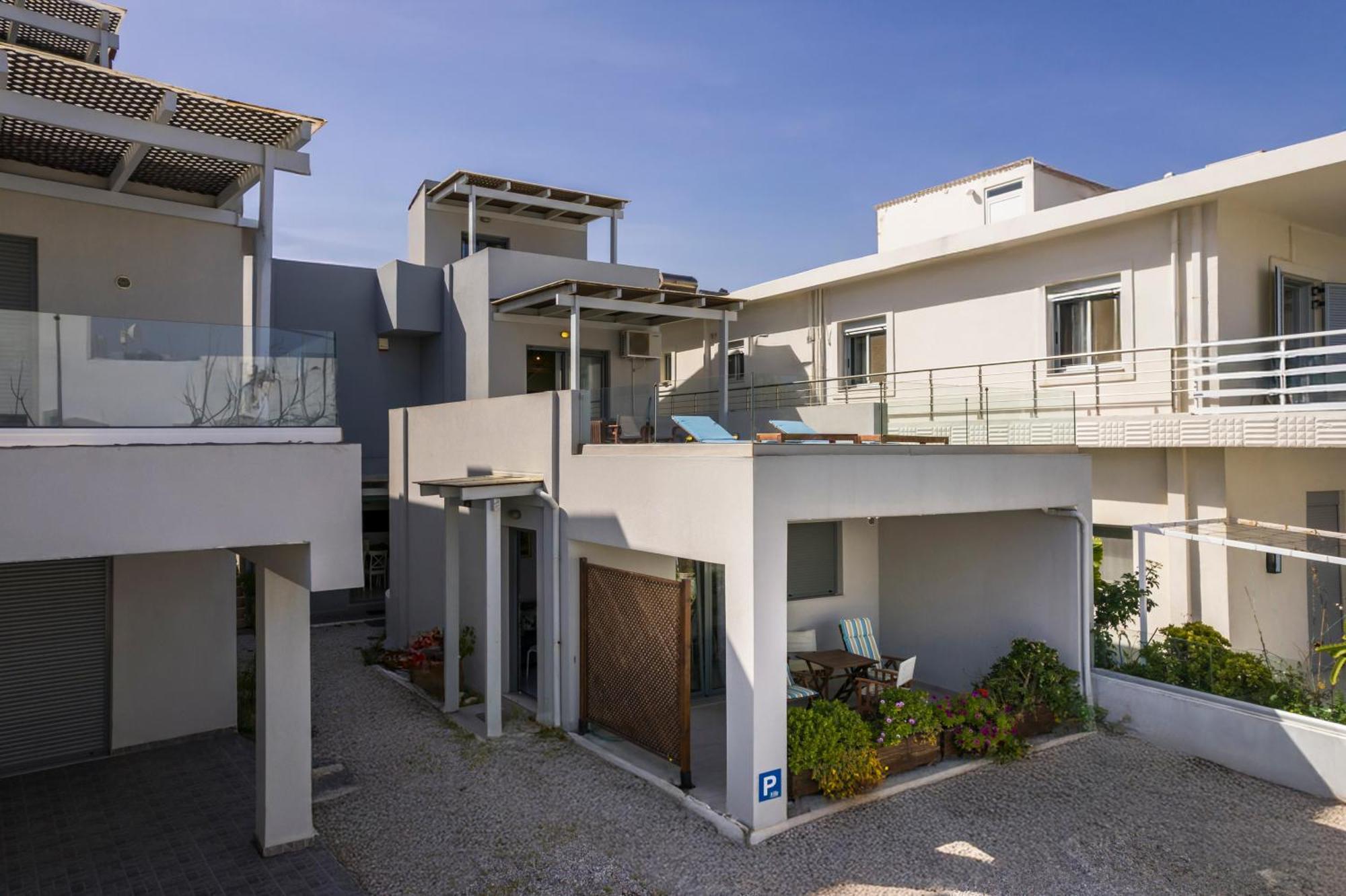 Alisahni Villa & Suite Kato Daratso Buitenkant foto